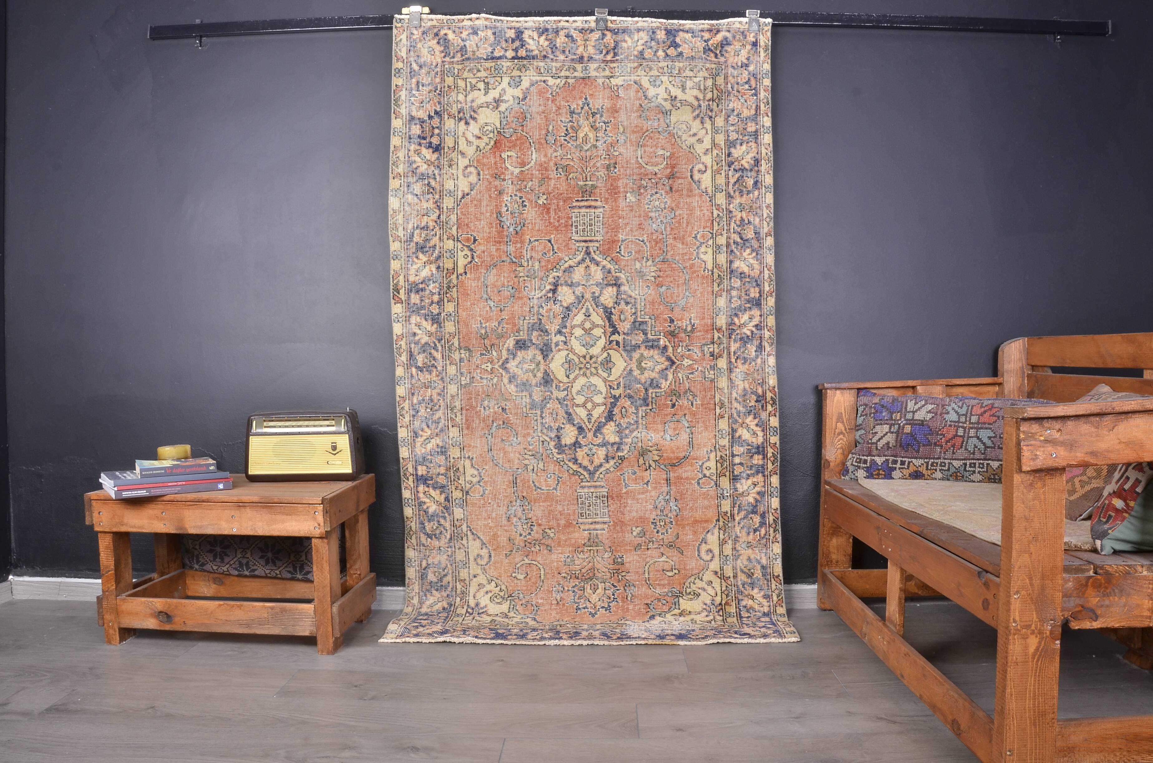 Vintage Home Living Floral Rug sku 1358