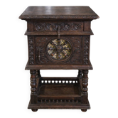 Meuble d’appoint / chevet Breton ancien en chene sculpté / XIXeme