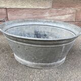 Very large vintage zinc basin 70 liters