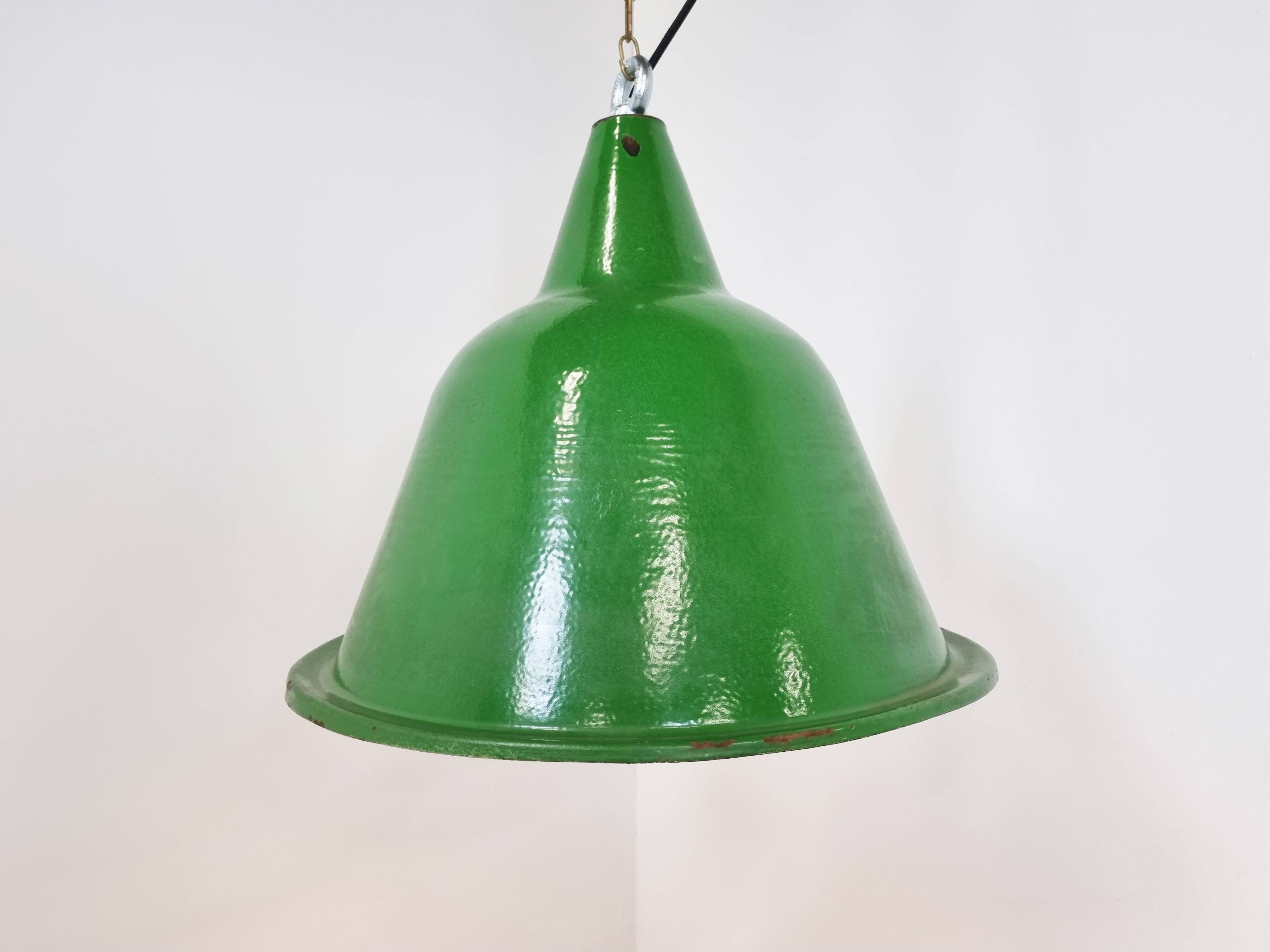 Large vintage industrial green enamel pendant lights, 1960s