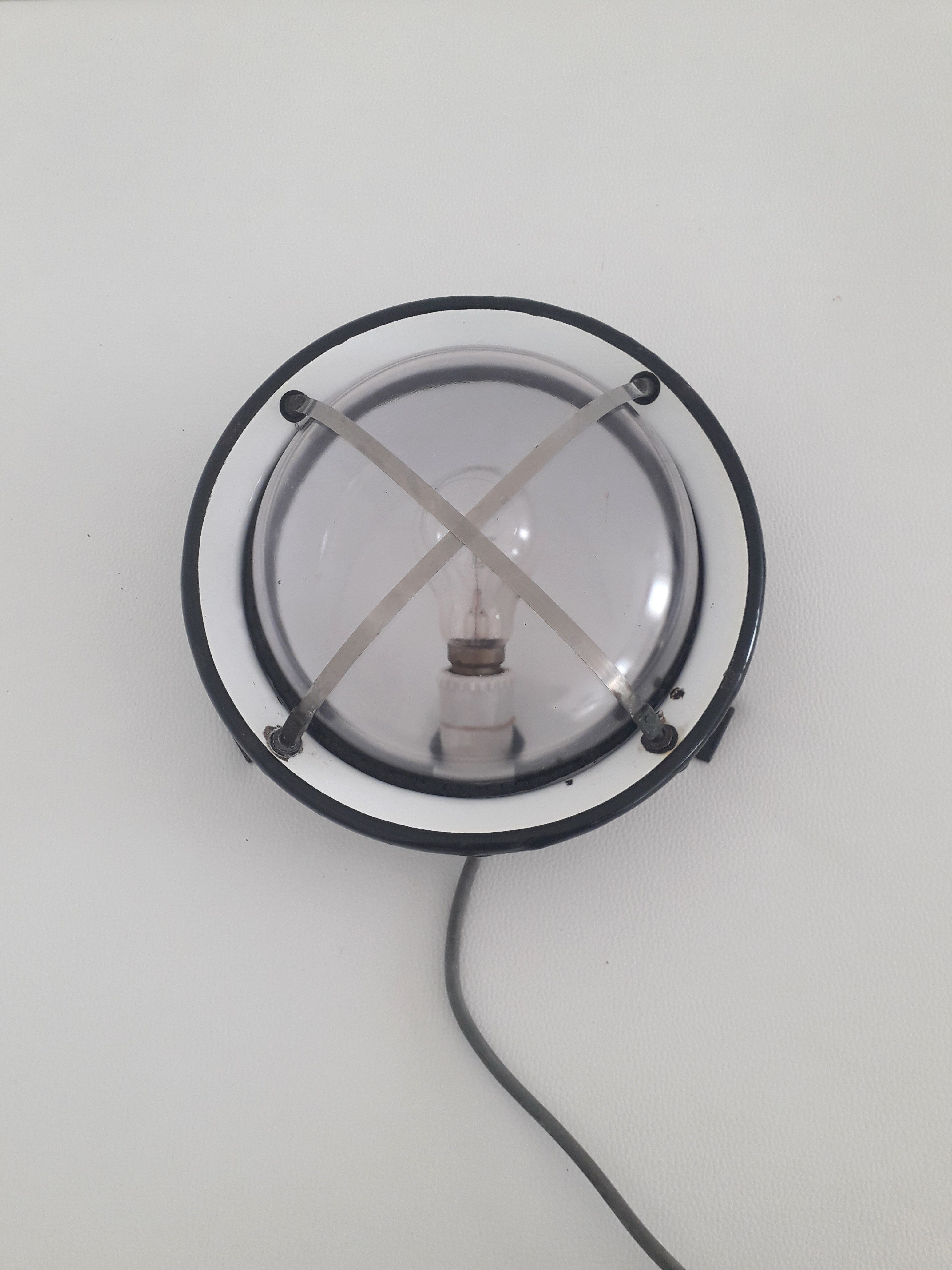 Workshop wall lamp - Enamelled sheet metal - 1950
