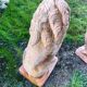 Paire de lion de jardin en terre cuite ancien