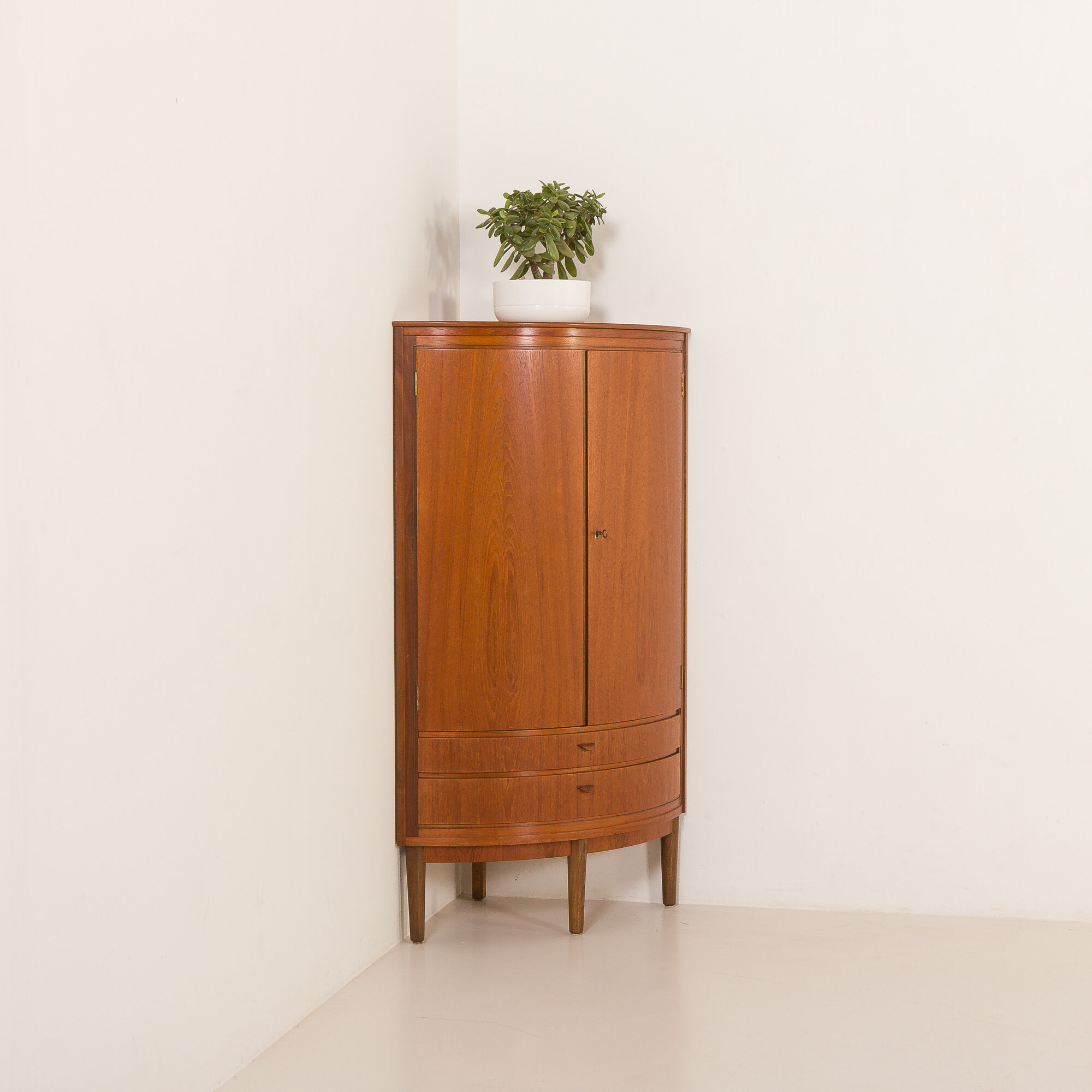 Agner Christoffersen mid-century modern corner cabinet in teak, Denmark, 1950s