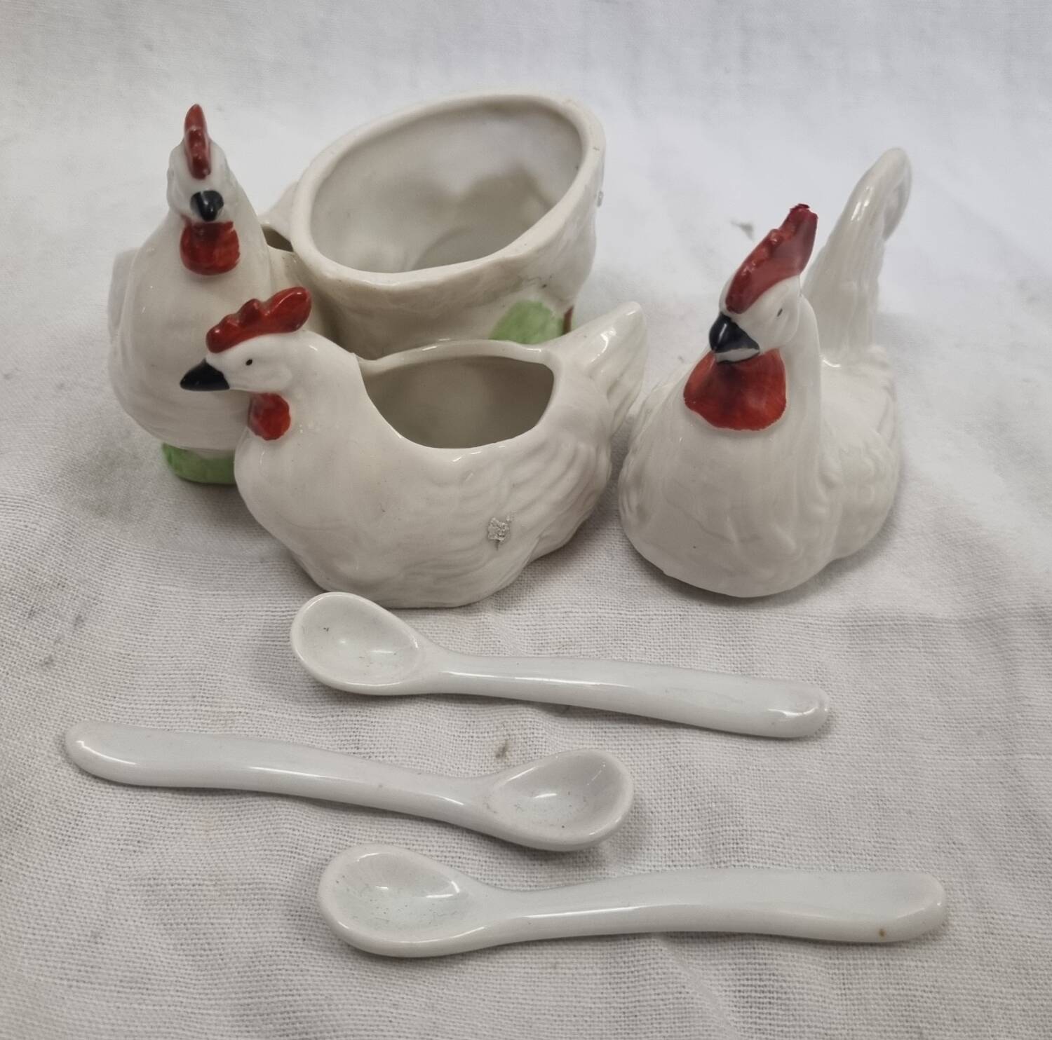 Salerons porcelaine de Limoges coq &poules