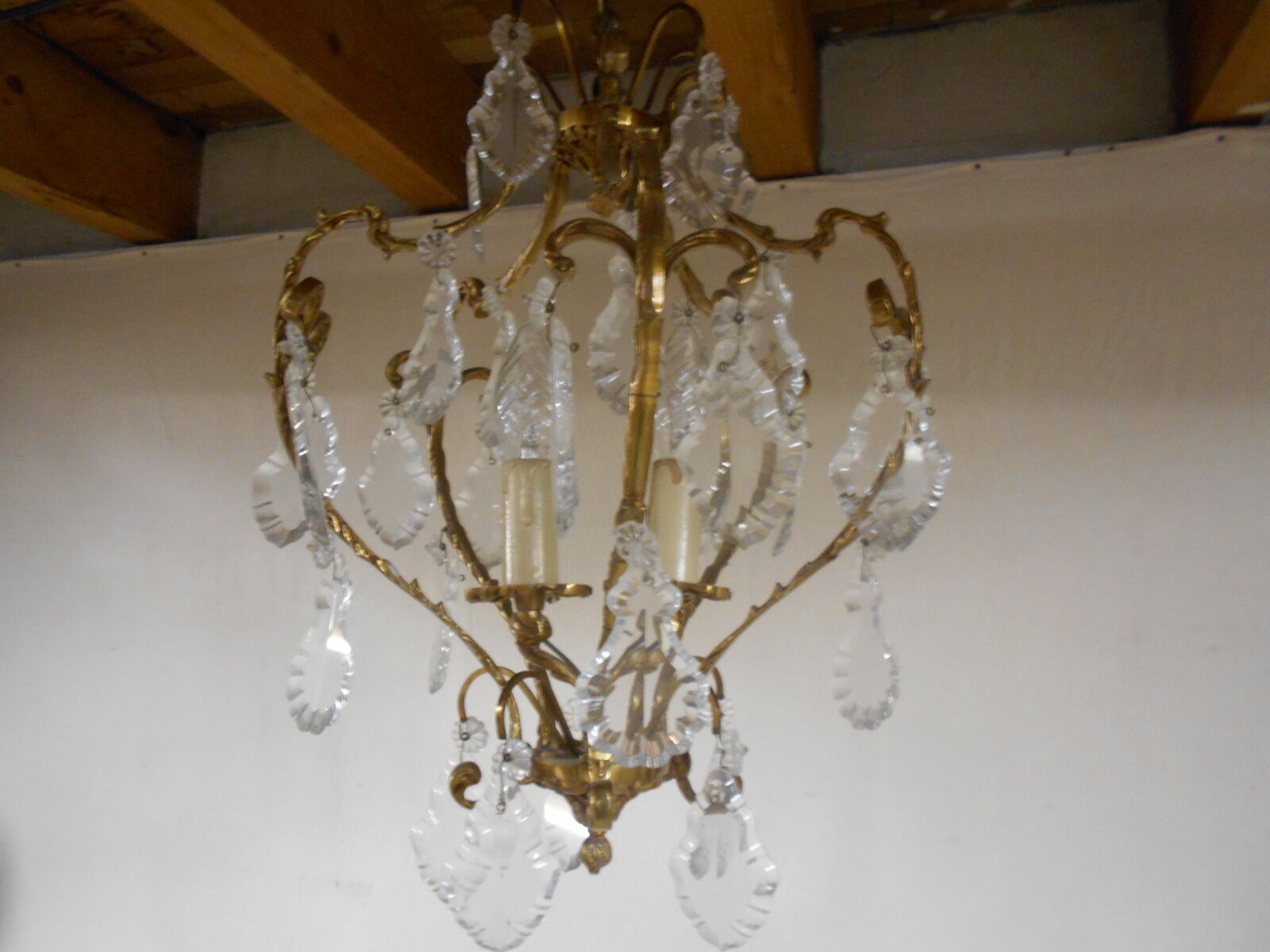 Bronze and tassels chandelier