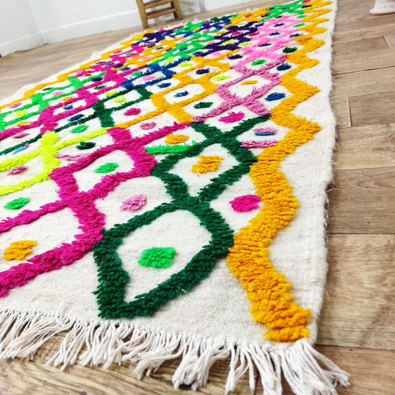 Handmade moroccan berber rug 245 x 133 cm