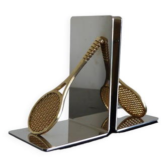 Pair of bookends, tennis racket.