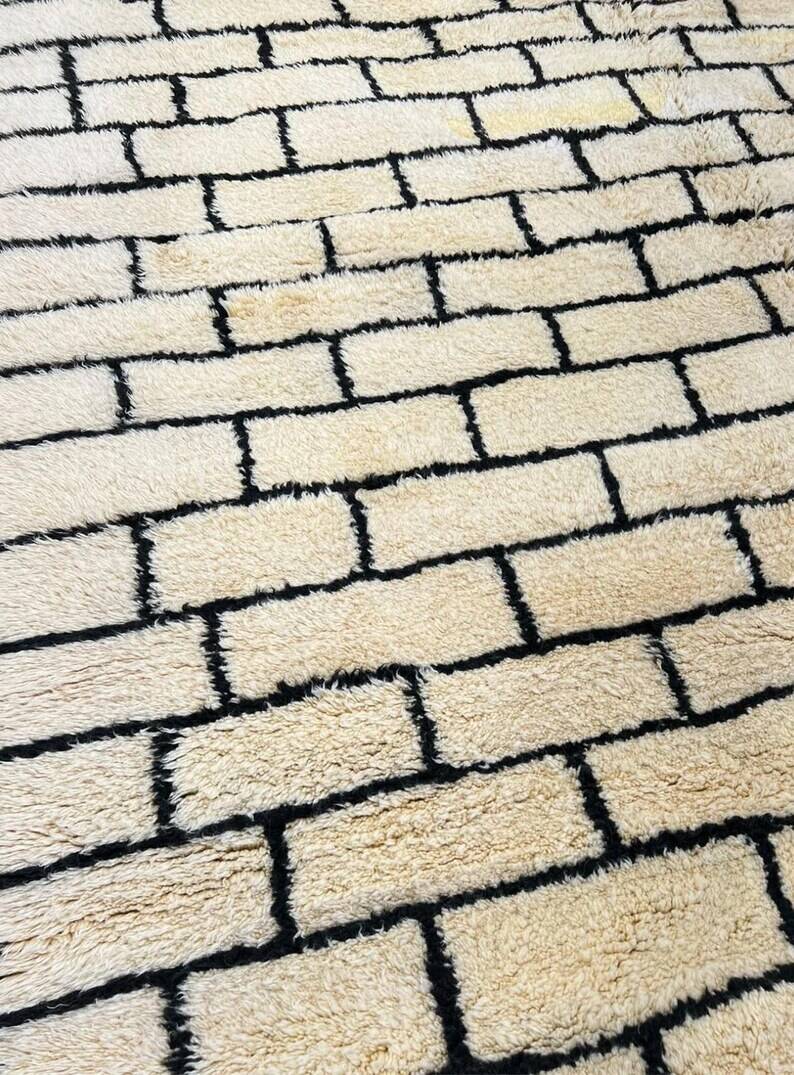 Tapis marocain berbère écru à motifs géométriques 250cmx150cm