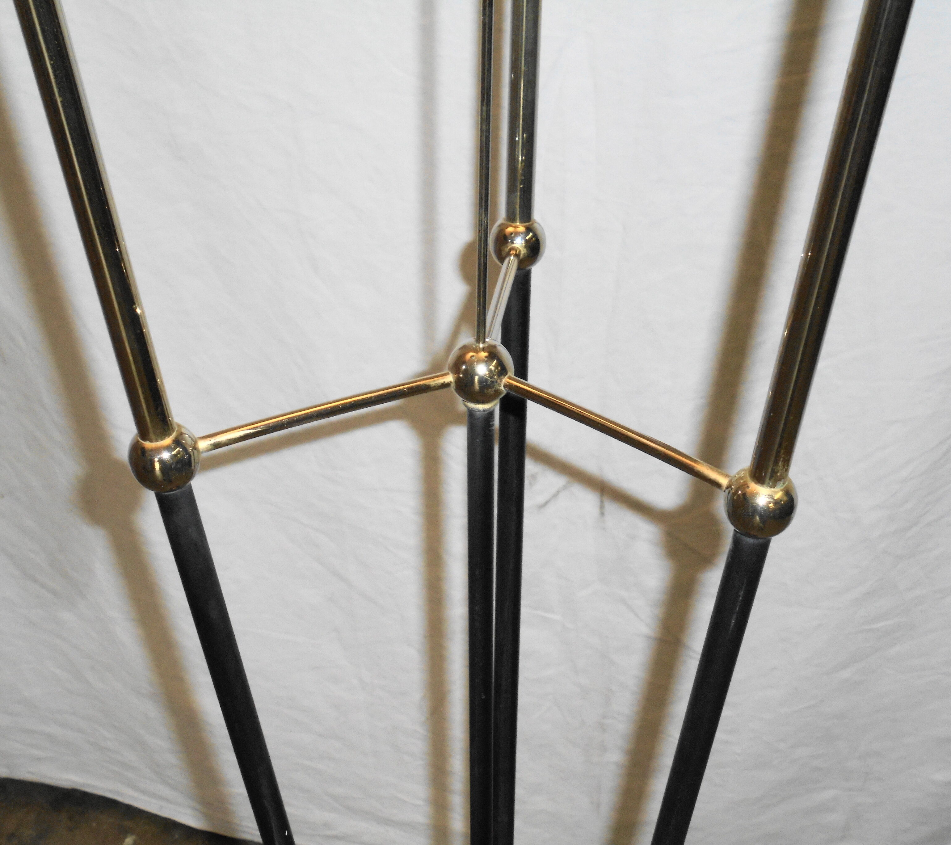 3-arm lamppost from the 1950s