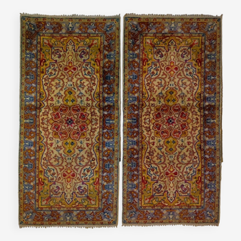 Set of 2 hand-knotted oriental rugs