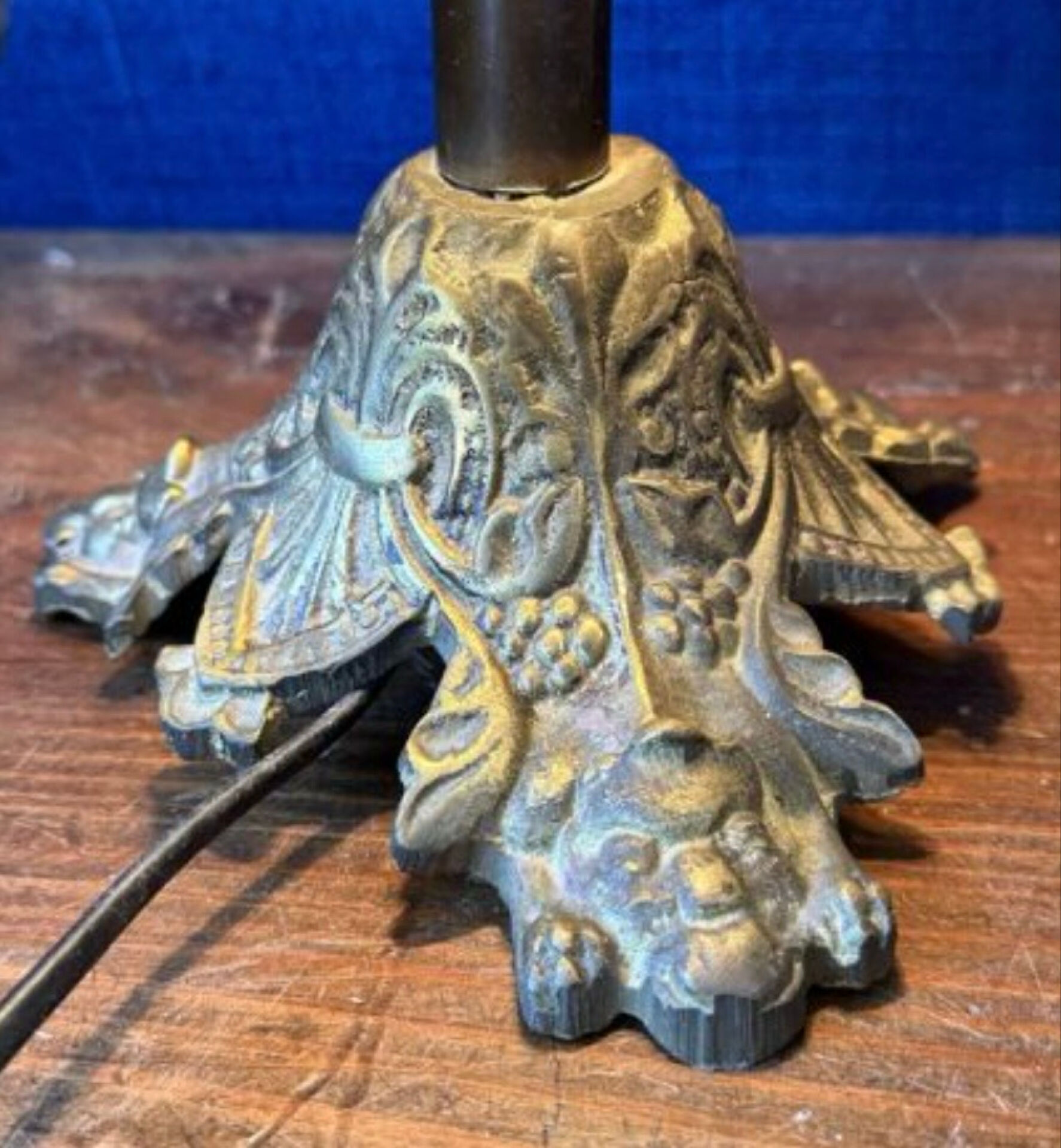 Lampe grappe Murano– bronze et verre – Art Déco