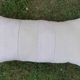 Coussin à bandes raphia de nobilis