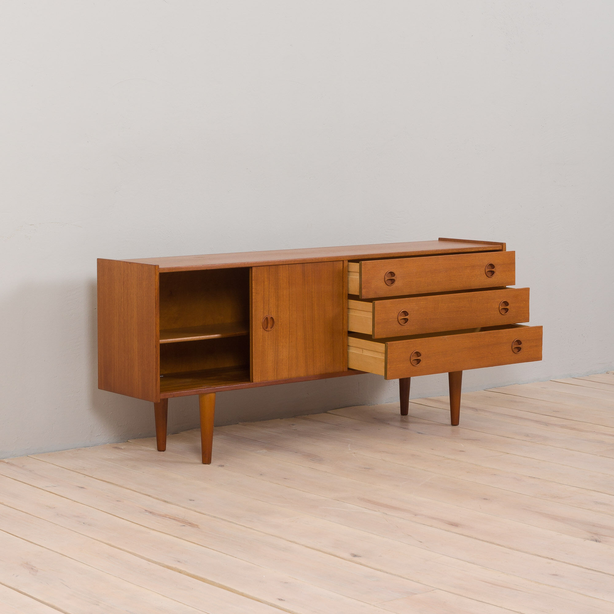 Vintage Scandinavian sideboard with 3 drawers and sliding doors, 1960s