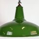 Lampe suspendue en émail vert industriel de Jackson Electrical Co., années 1960.