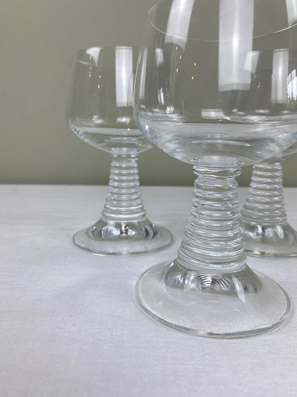 3 Roemer glasses