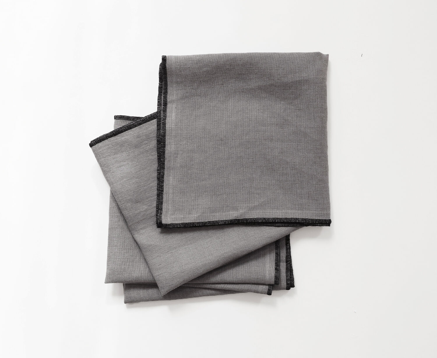 Mouse-grey linen tablecloth and towels