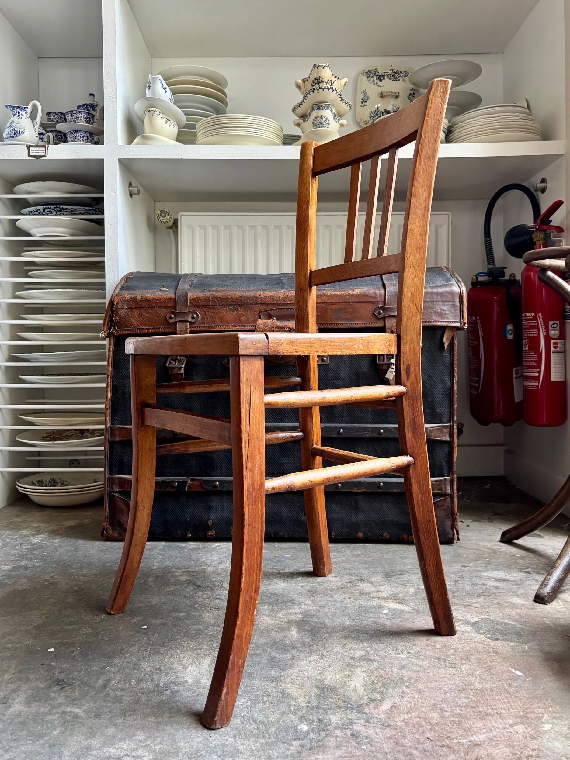 Luterma bistro chair in embossed beech, "shell" pattern.