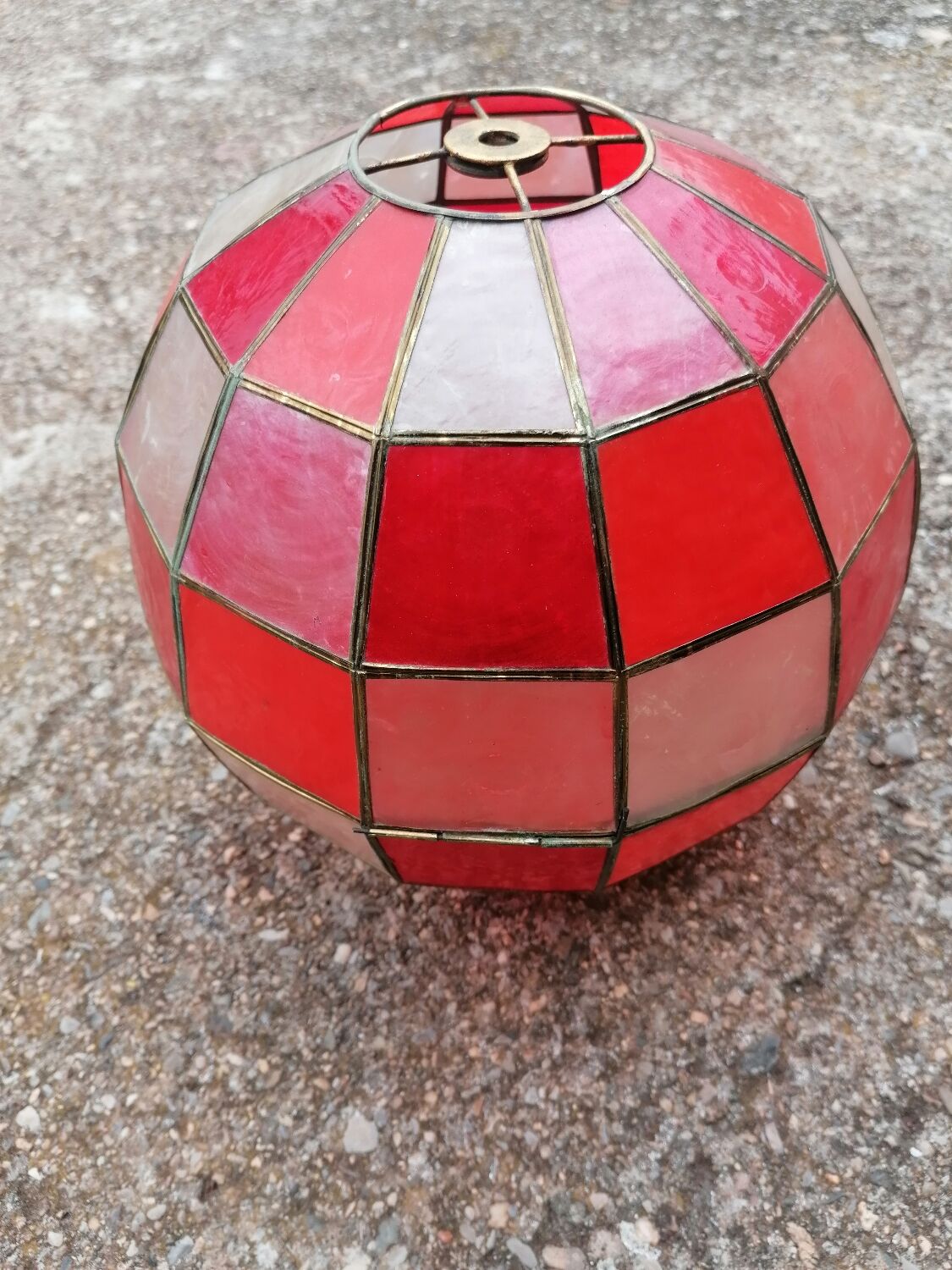 Faceted ball suspension in mother-of-pearl and vintage brass