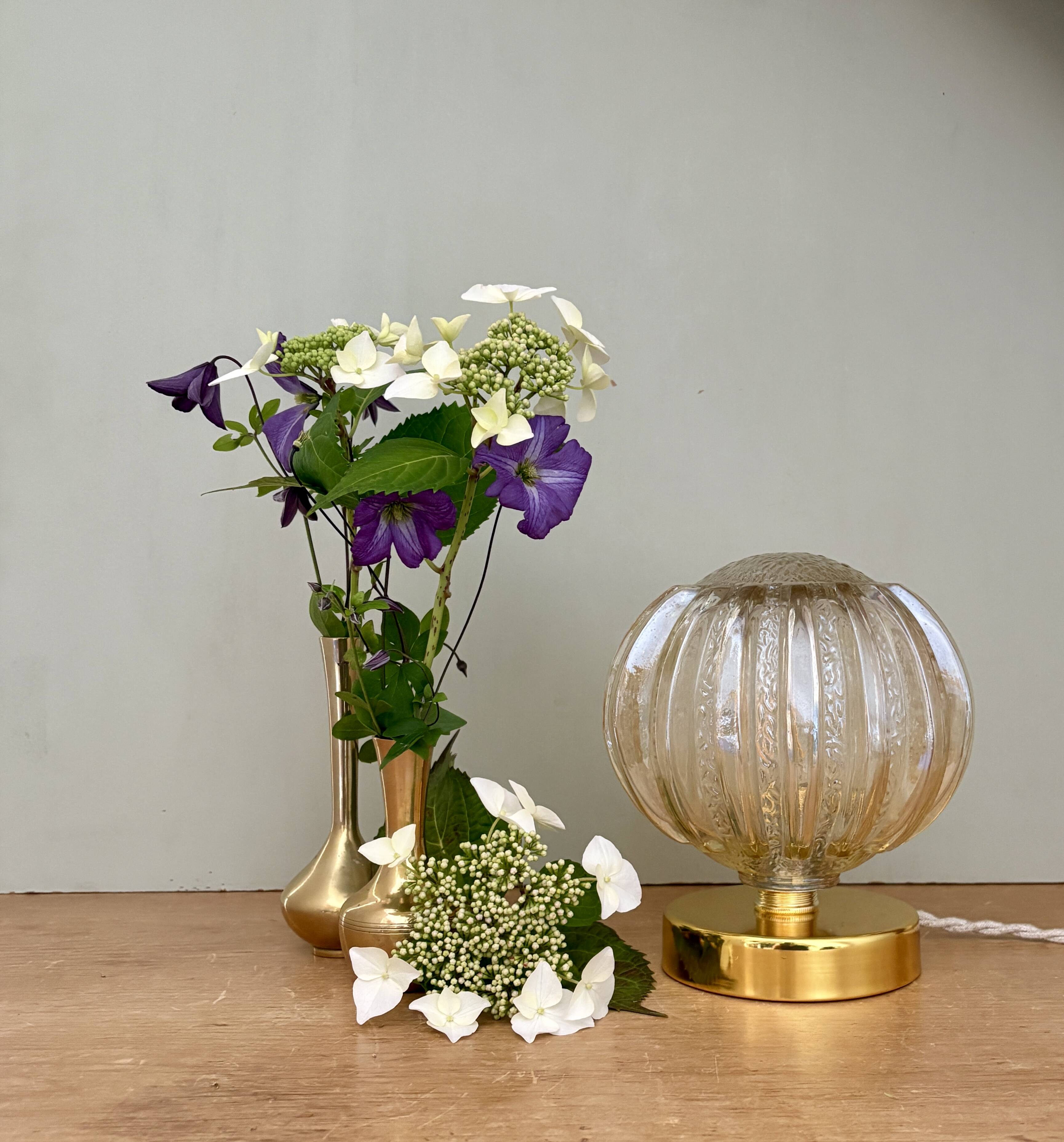 Vintage globe table lamp in half amber, half transparent molded glass