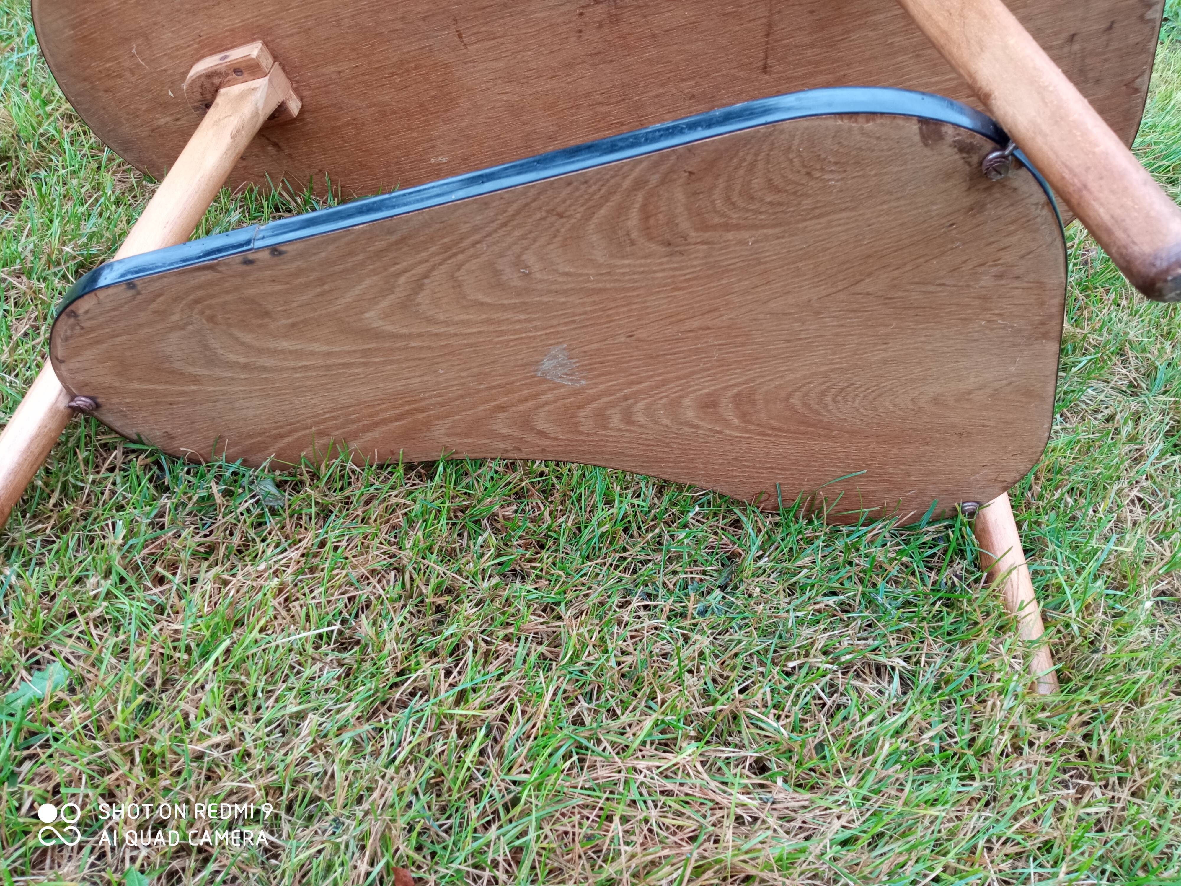 Bean shaped living room table 60