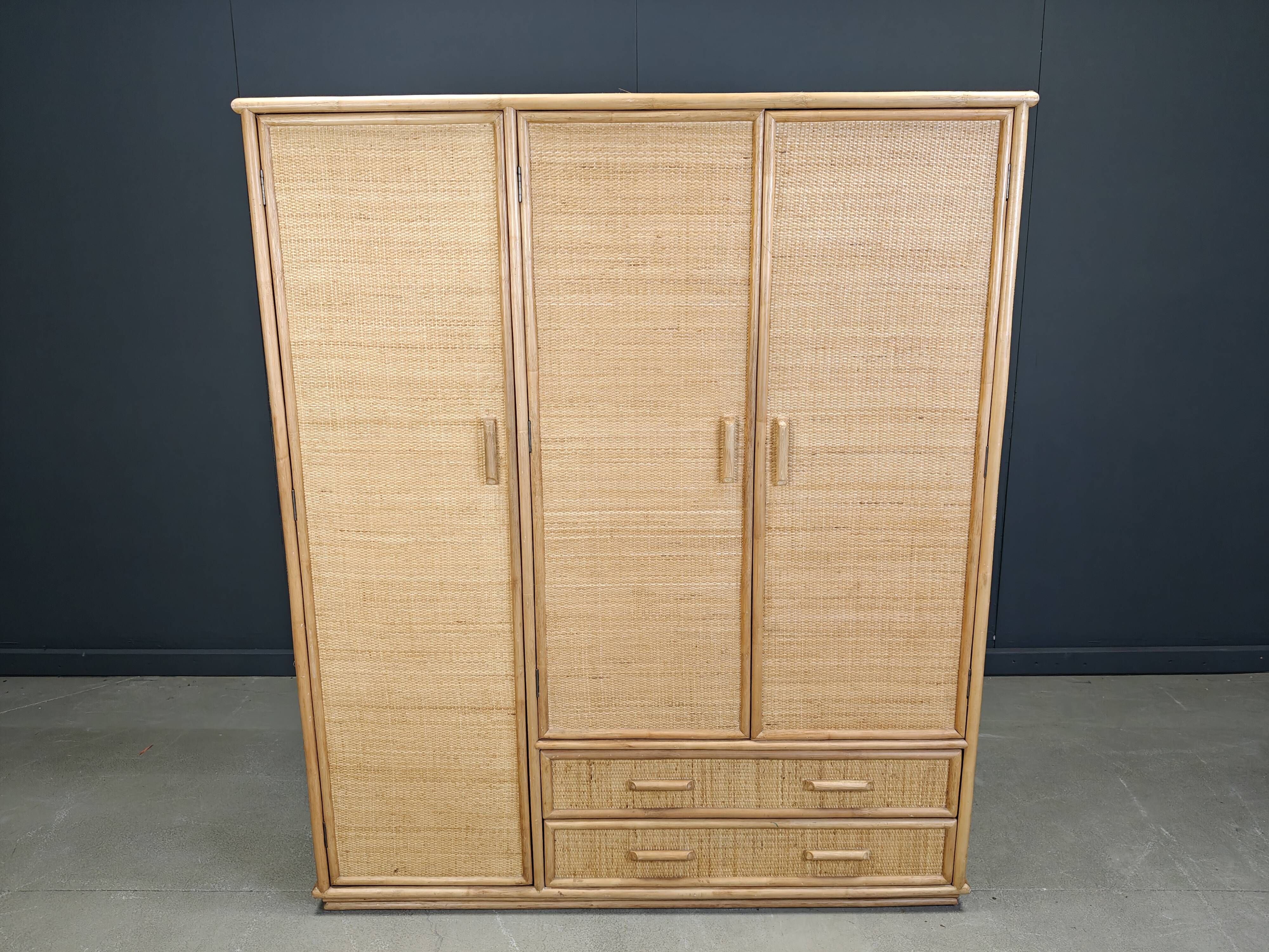 Armoire vintage italienne en rotin et bambou, années 1960