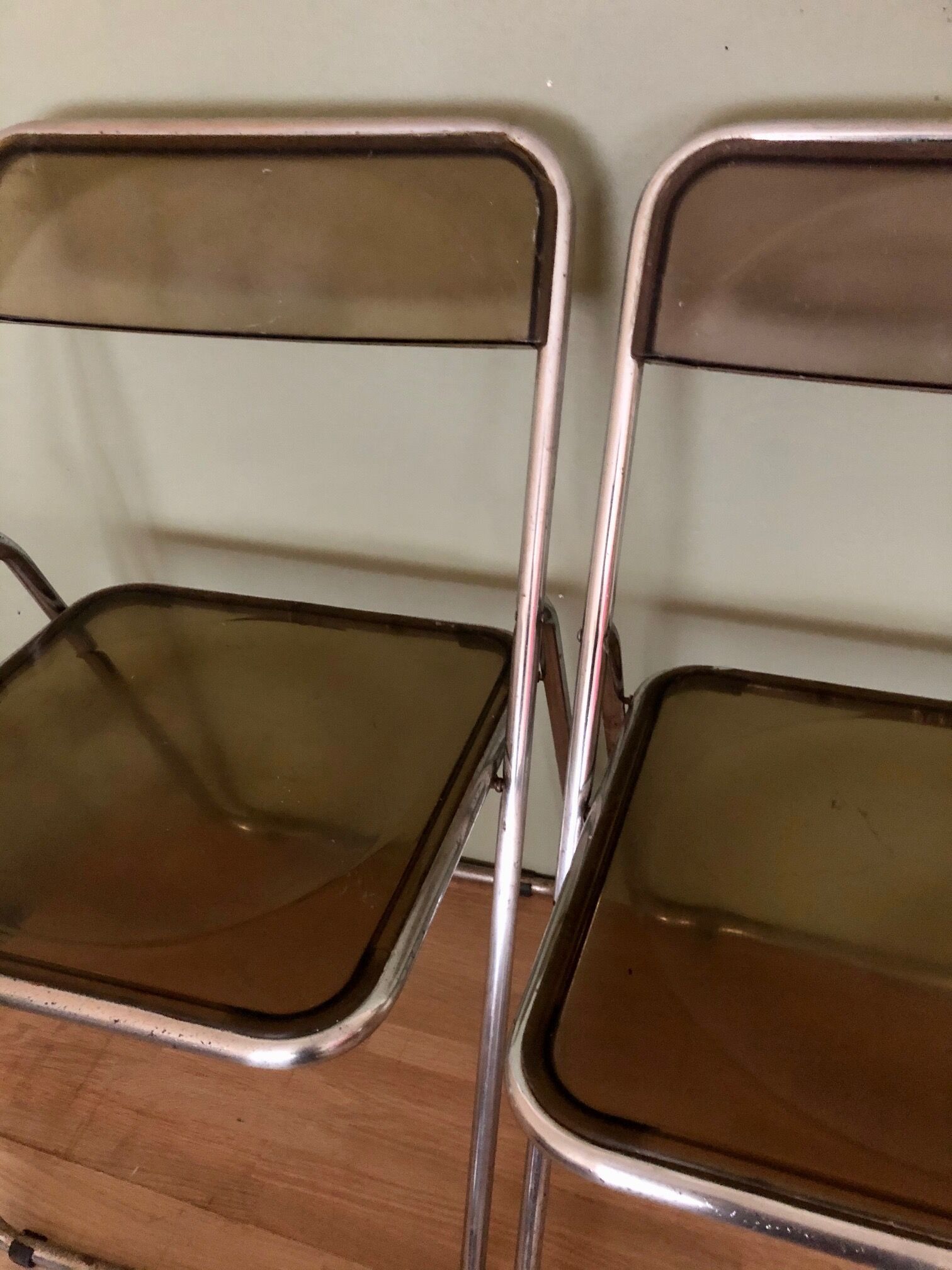 Two chrome chairs 70