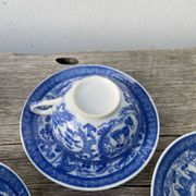 4 Japanese blue porcelain cups