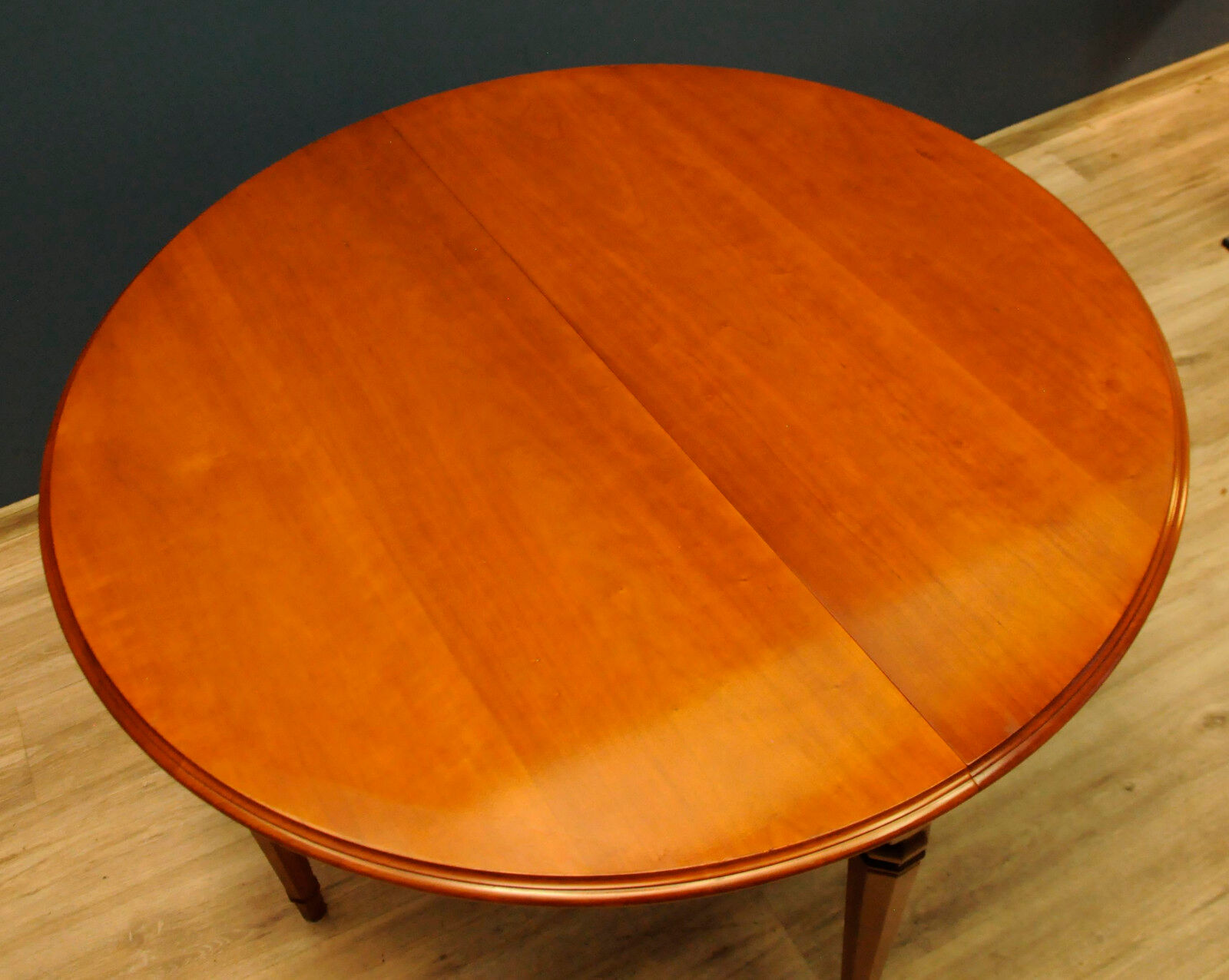 Jaycee furniture english folding table