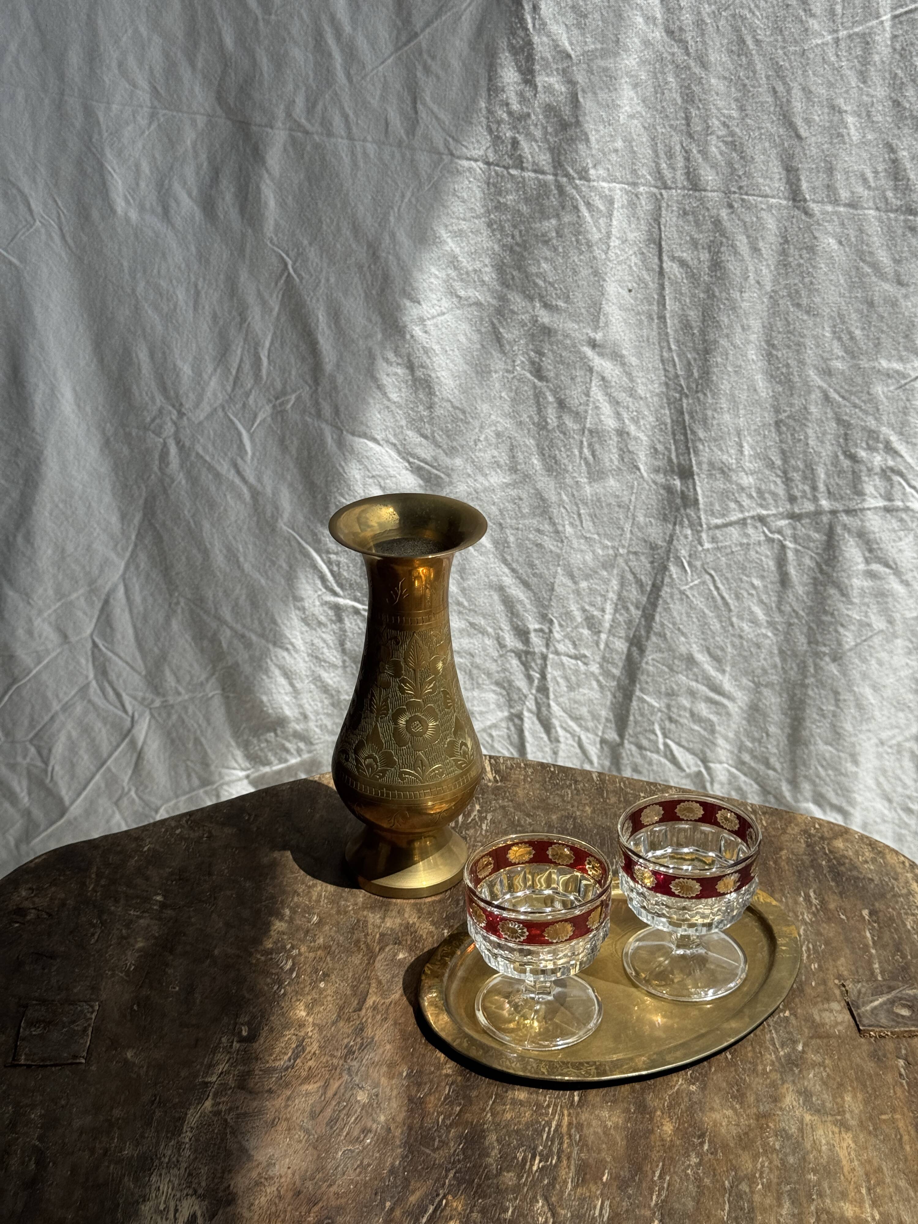 Small vintage Indian oval gold tray L14.5