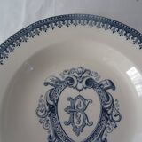 Assiette  terre de fer faience ancienne monogramme B