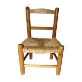 Old child chair in wood and straw