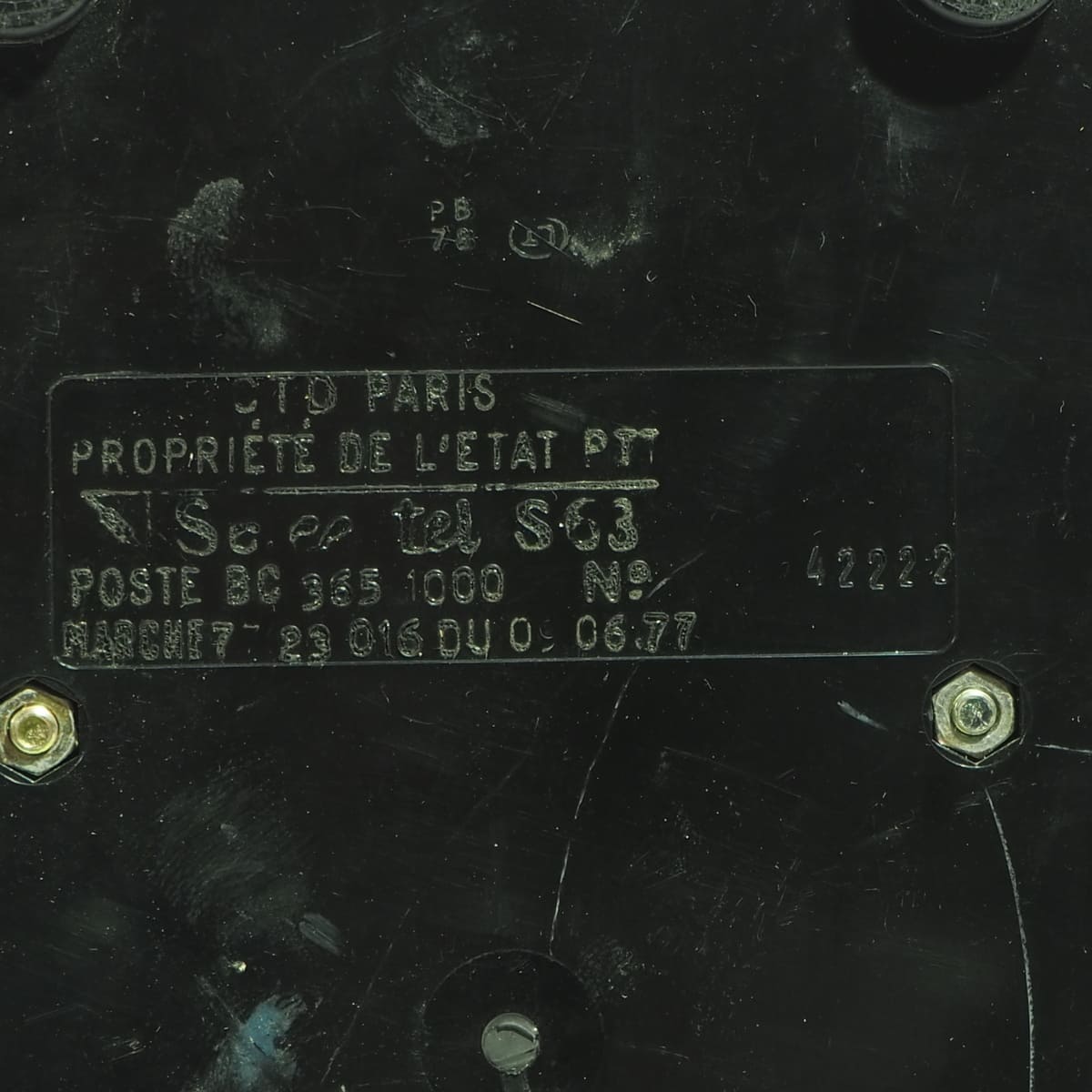 Hanging rotary dial phone