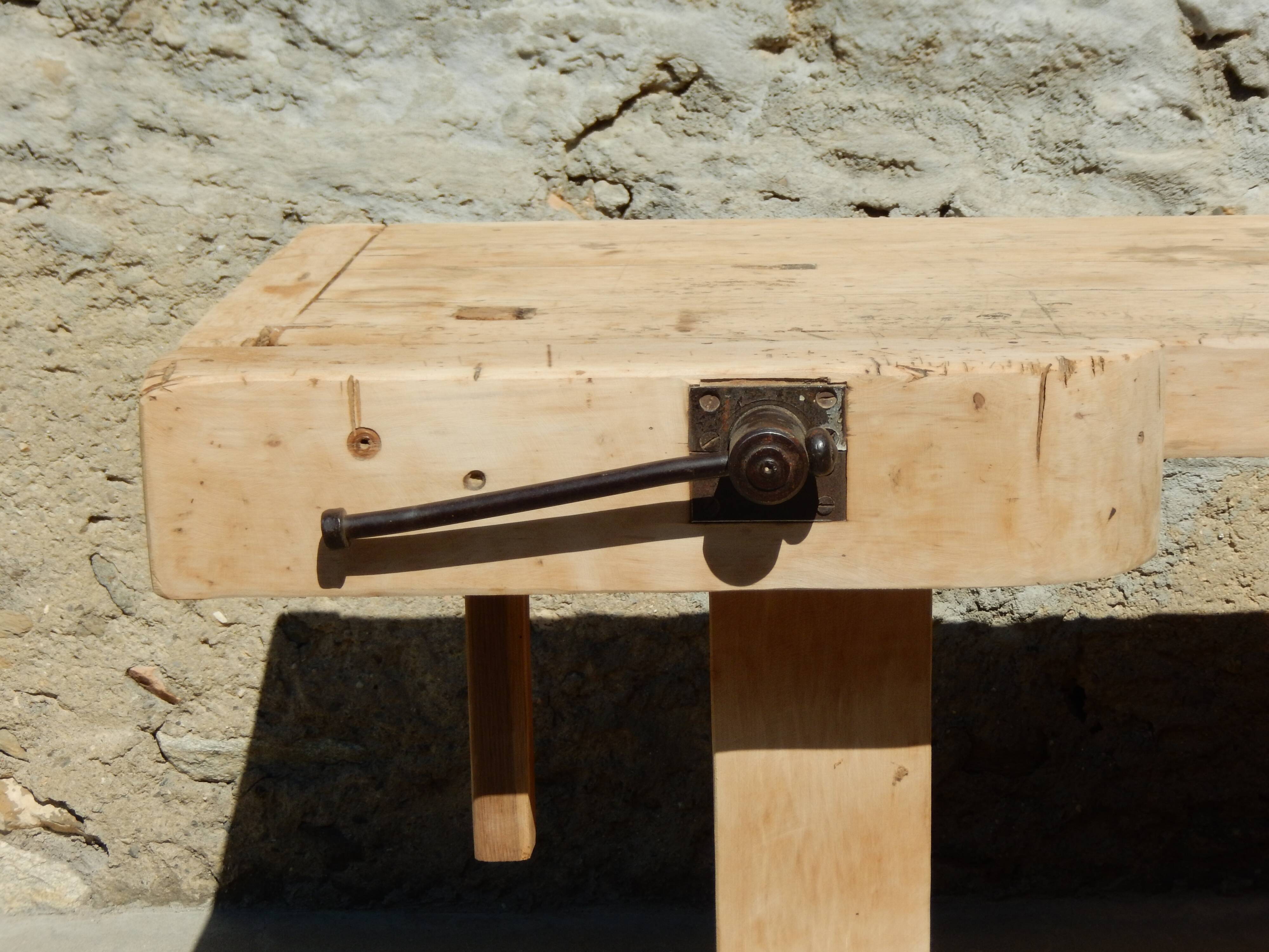 Superb old beech wood carpenter's workbench - Trade furniture - Console