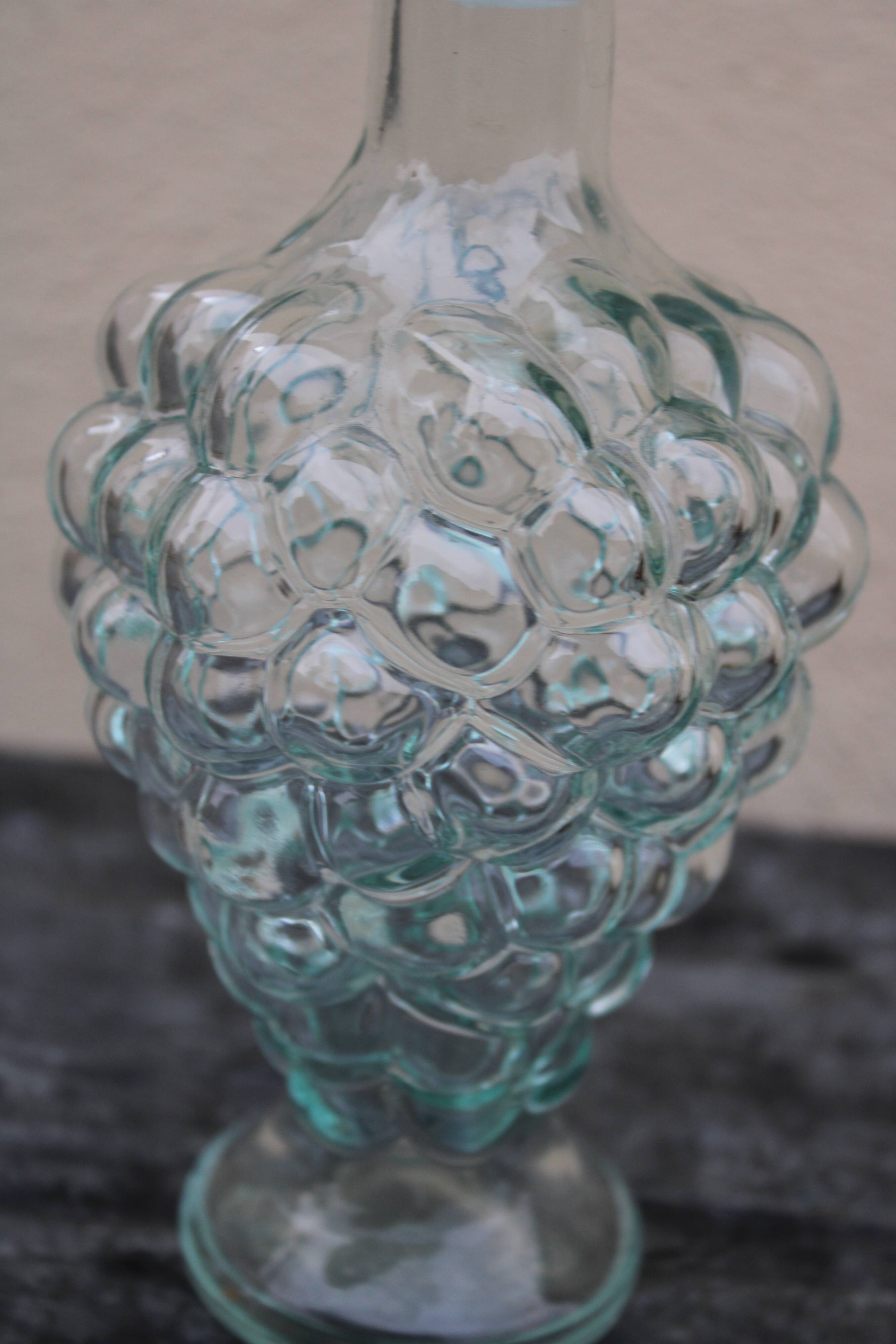 Grape cluster carafe