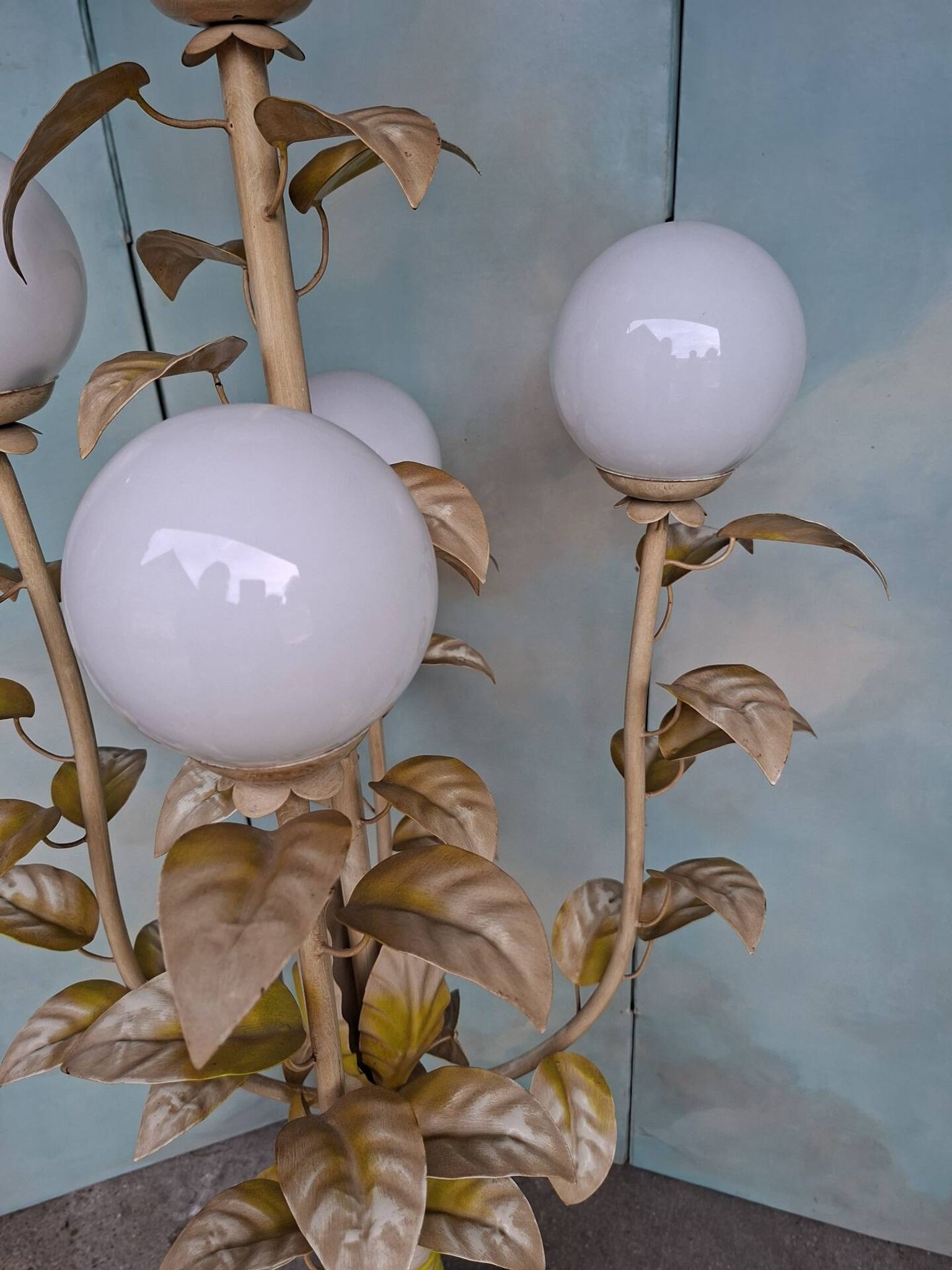 Lampadaire Hollywood Regency 5 globes, années 70