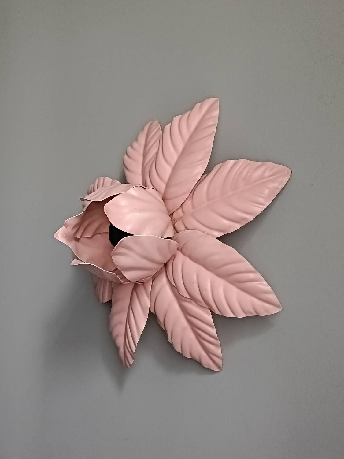 Vintage pink flower wall light