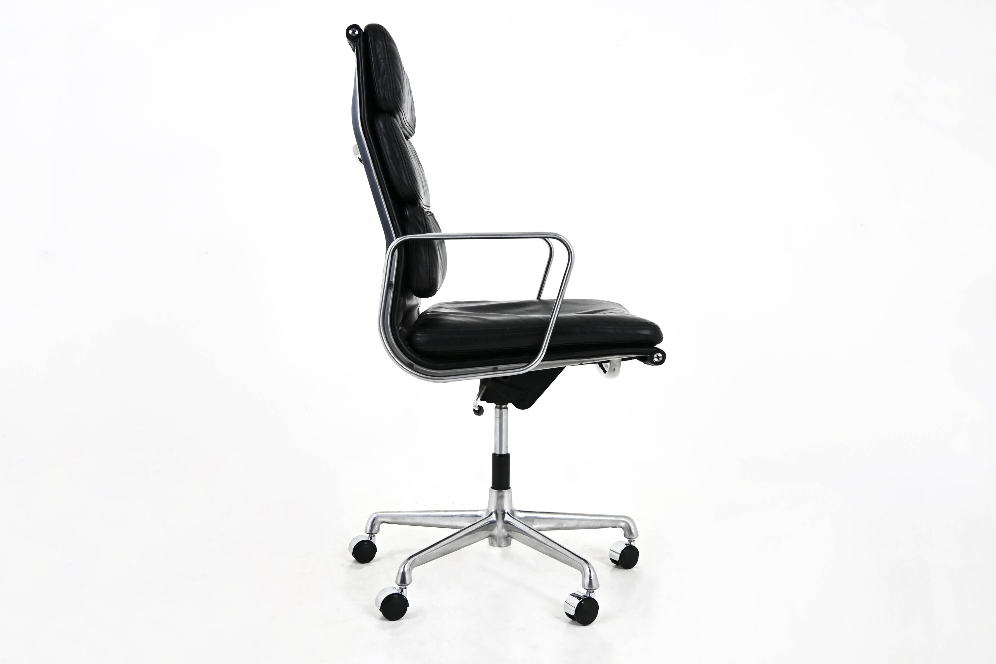 Office chair by Charles & Ray Eames for Herman Miller, 1970s