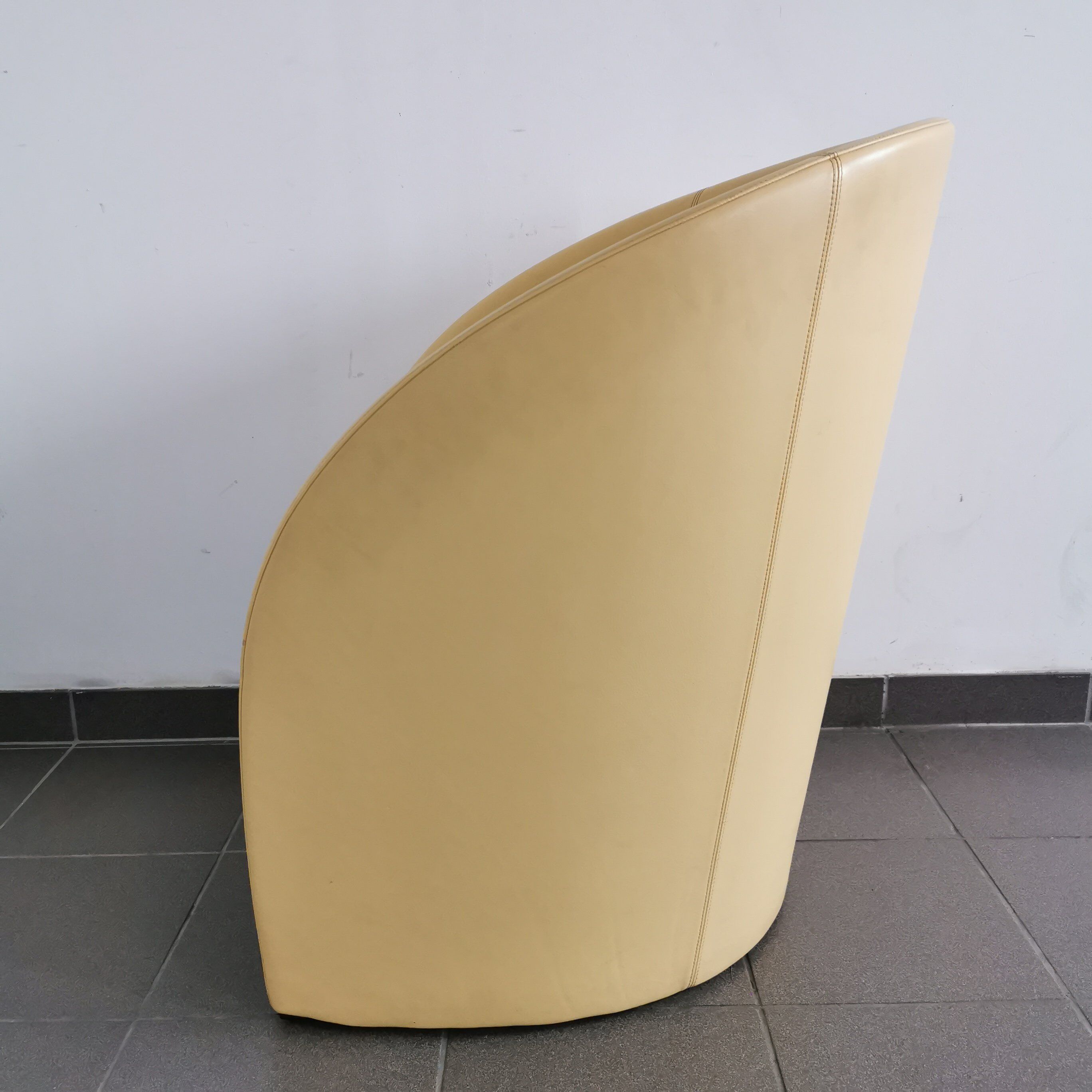 Poltrona Frau leather club chair