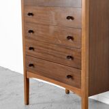 Commode / Tallboy en noyer du milieu du siècle par W&T Lock Of Bath.