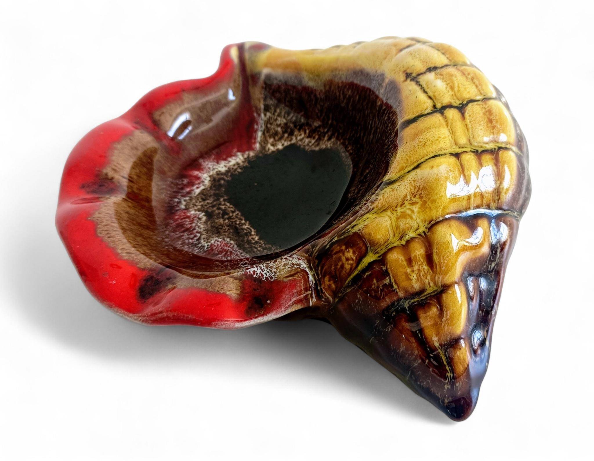 Mid-Century Vallauris “Sea Shell” Vide-Poche / Catchall, France, 1950s