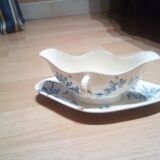 Ironware sauce boat from the beginning of the 20th century