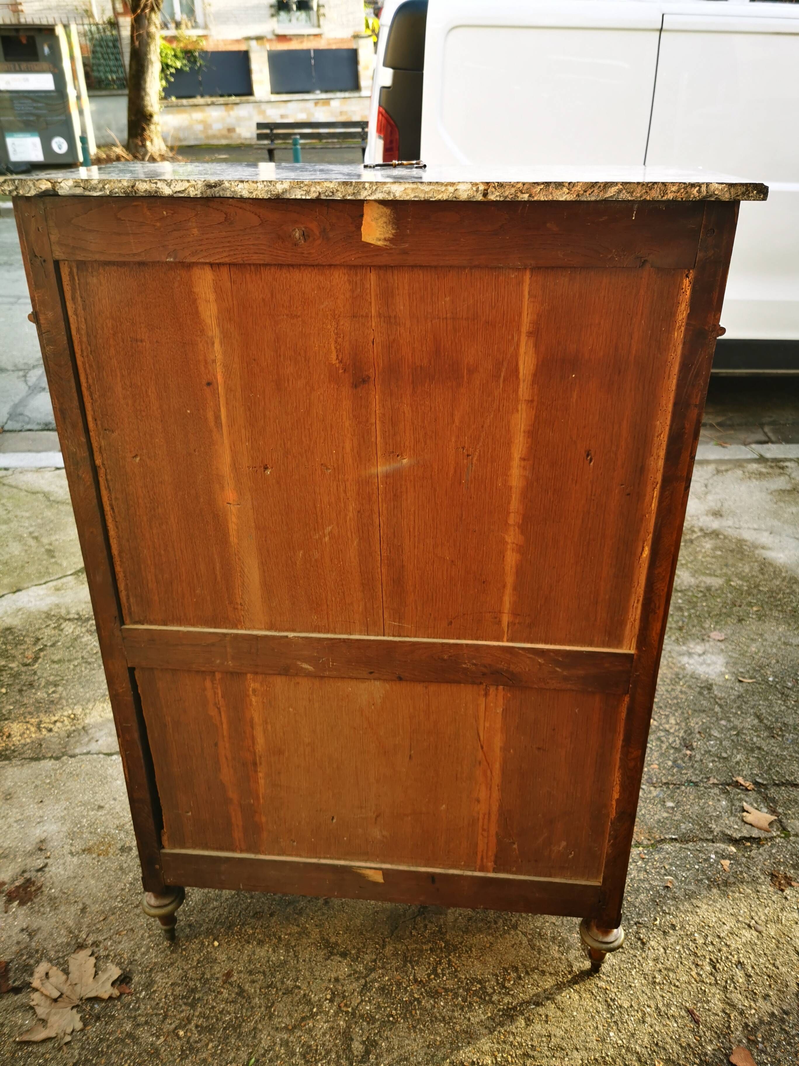 Mahogany secretary, Louis XVI period – Late 18th century