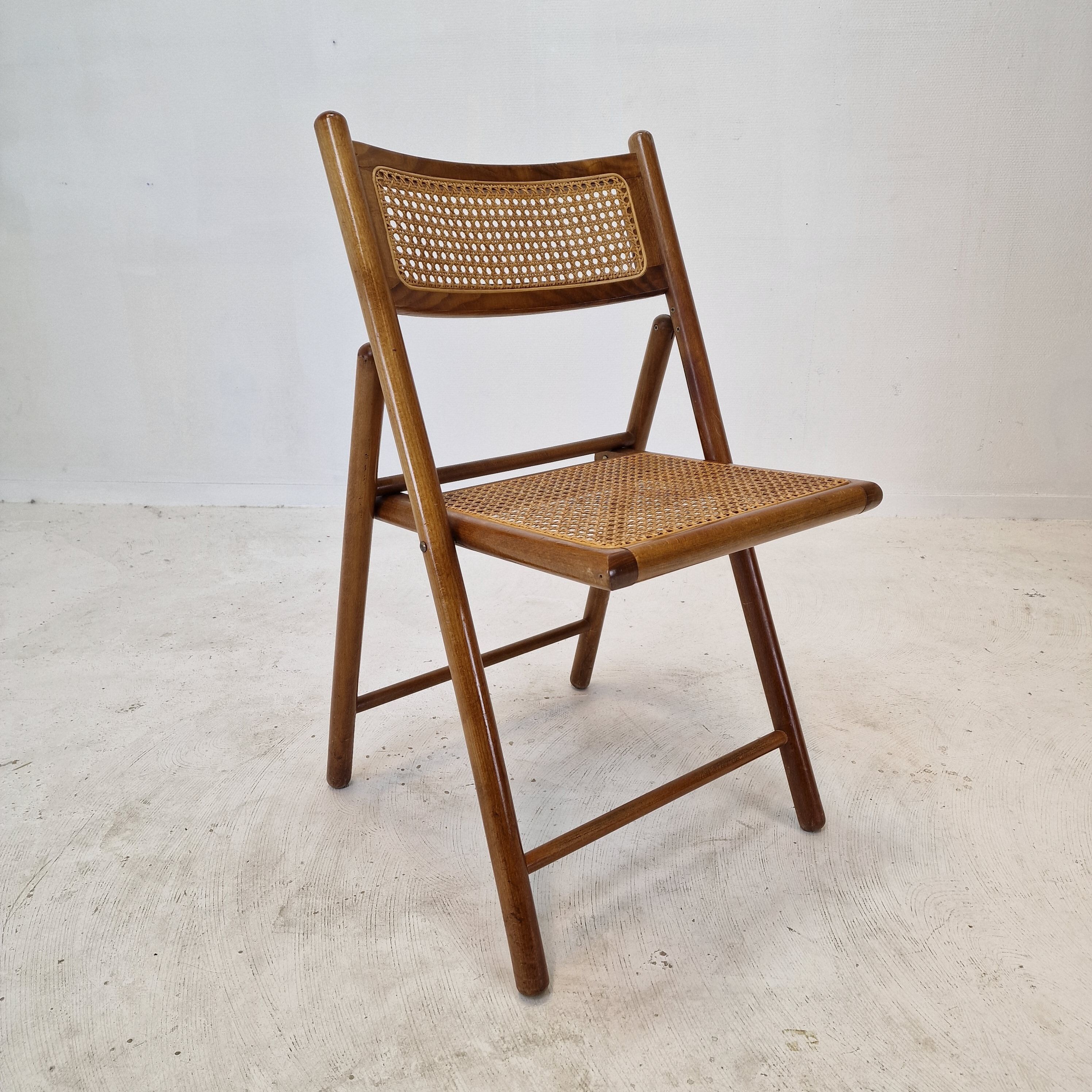 Ensemble de 2 chaises pliantes italiennes en osier, années 1980