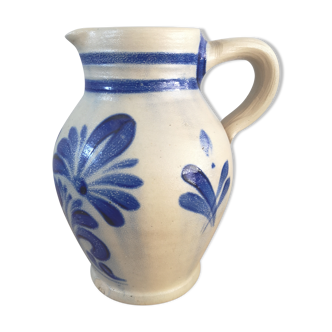 Former betschdorf salt sandstone pitcher