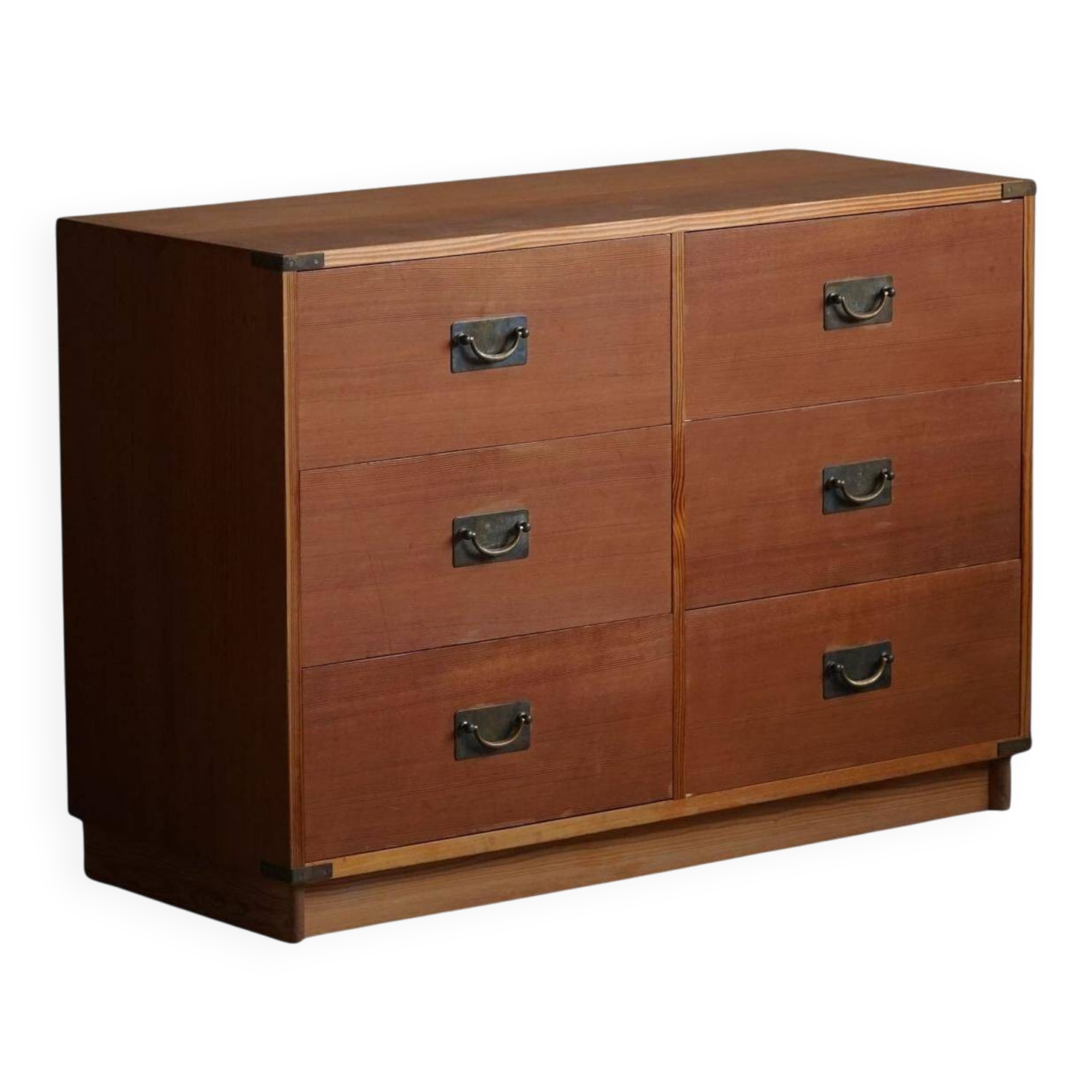 Mid-century modern Danish, a classic Oregon pine chest of drawers, 1950s.