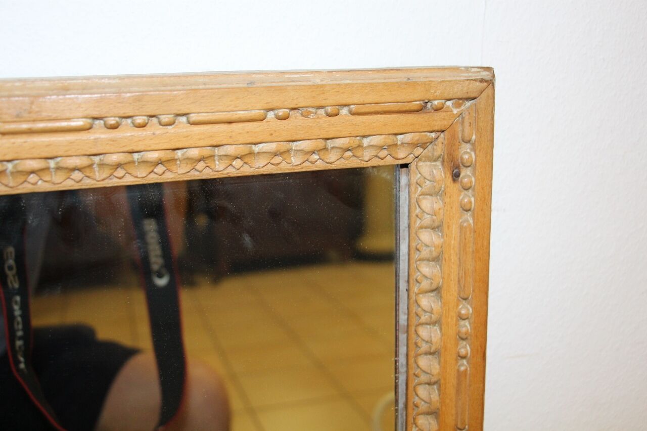 Carved wooden mirror -18th