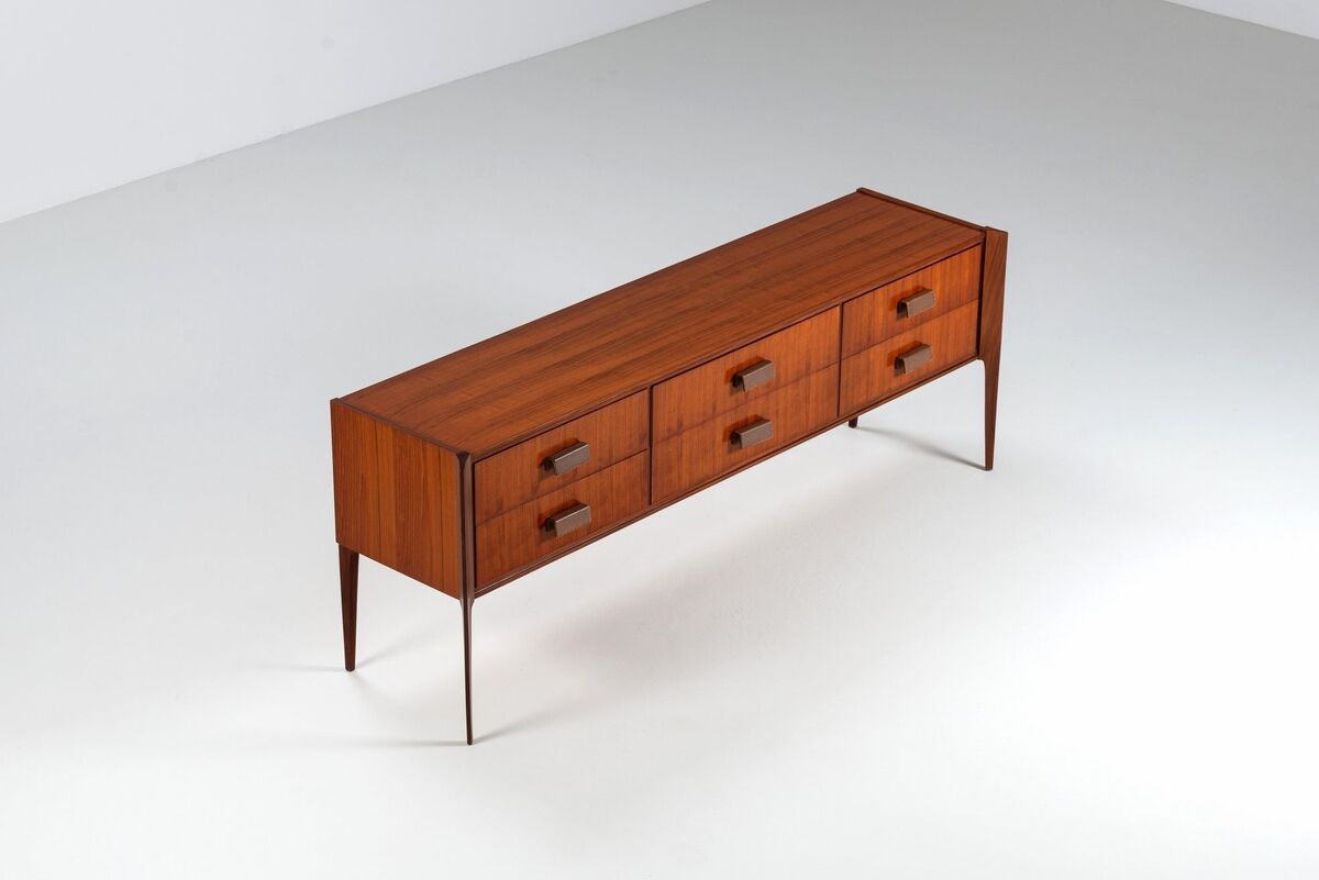 Italian sideboard or chest of drawers in teak Italy 1960