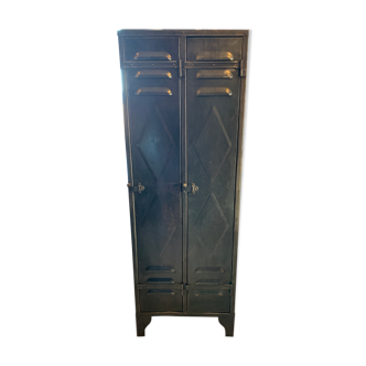 Former 2-door wardrobe diamond dot decorations