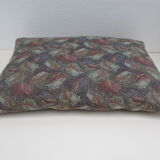 Upholstery cushion