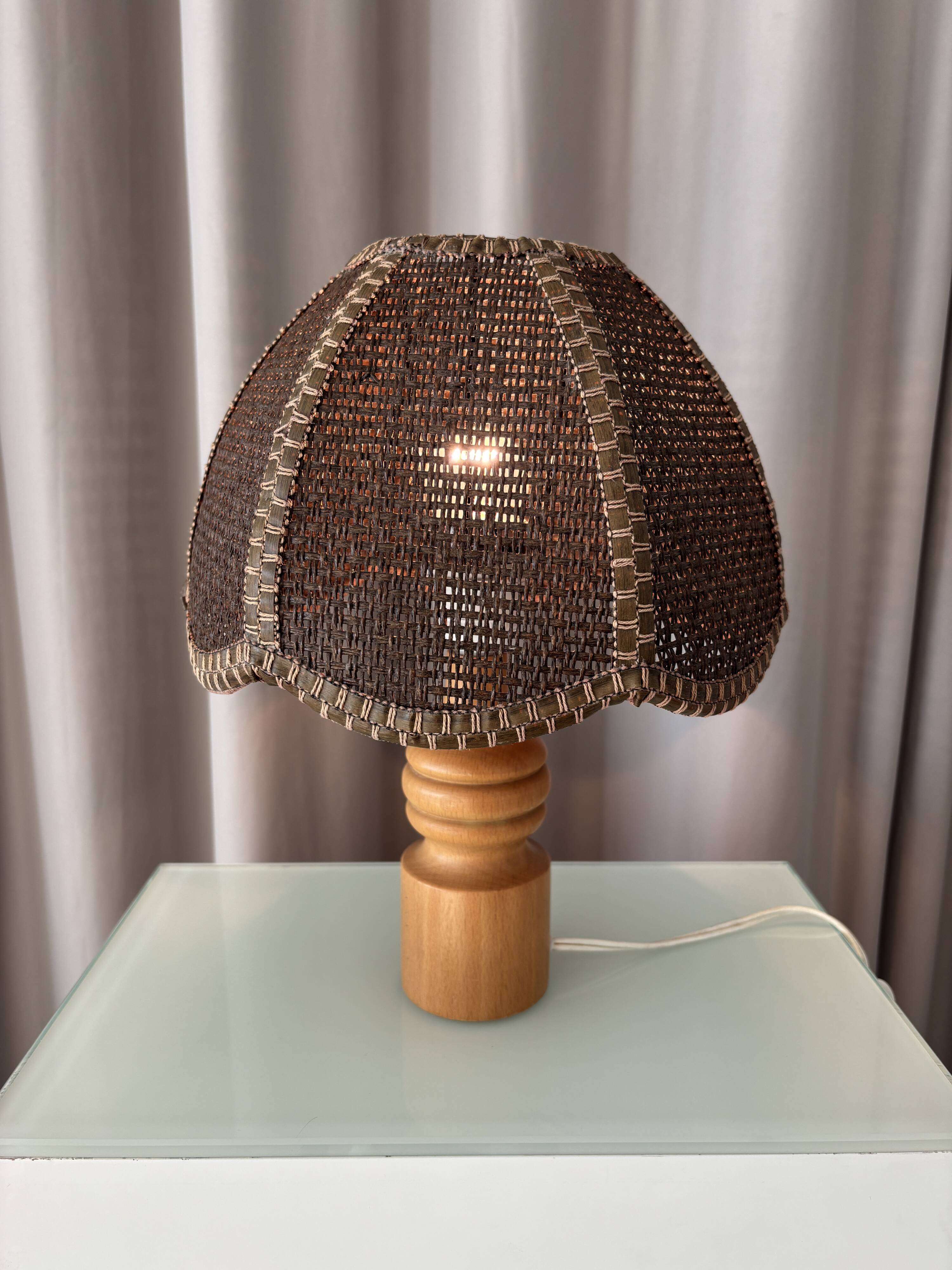 Vintage Woven Table Lamp – Wood & Rattan – 1970s